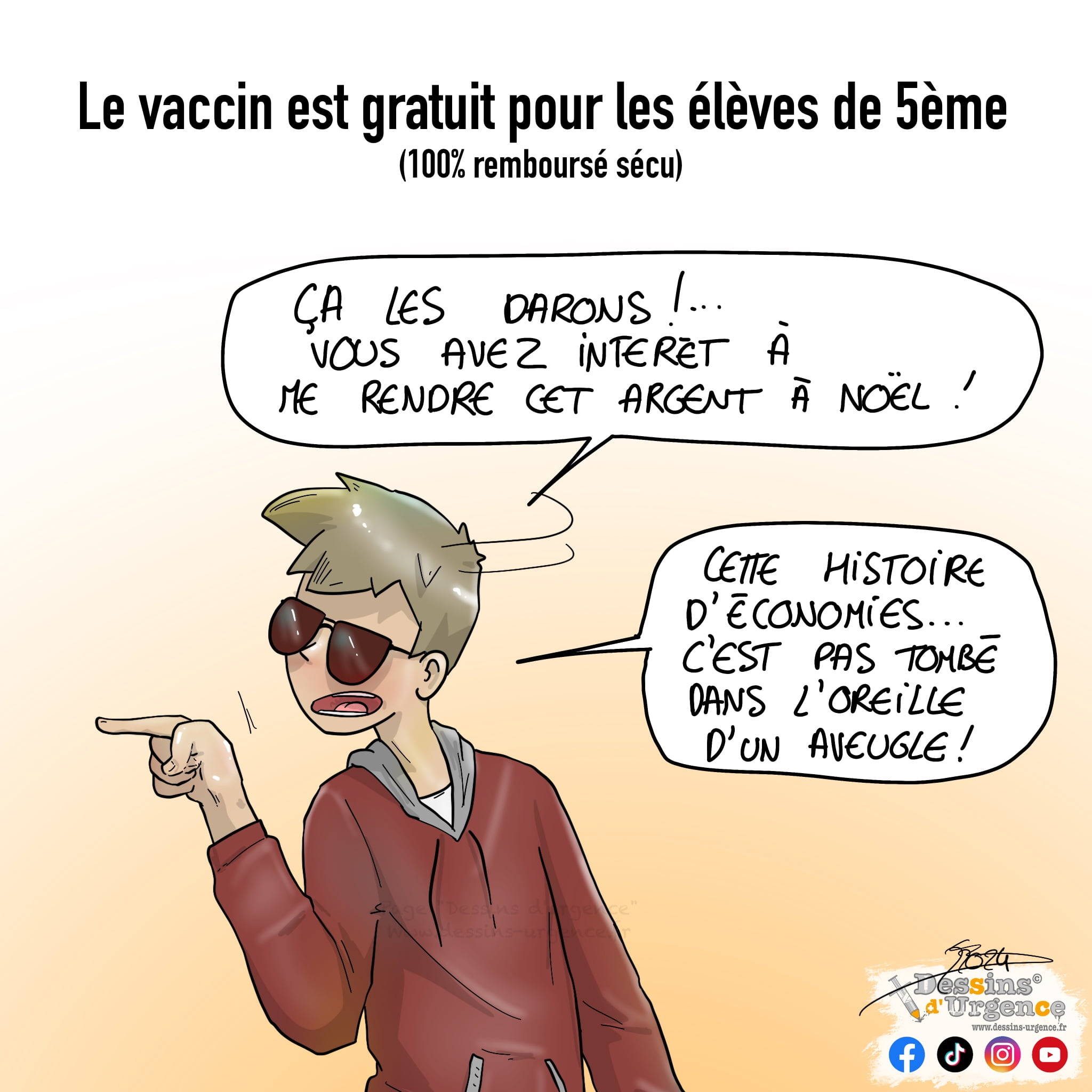 un ado avec des lunettes